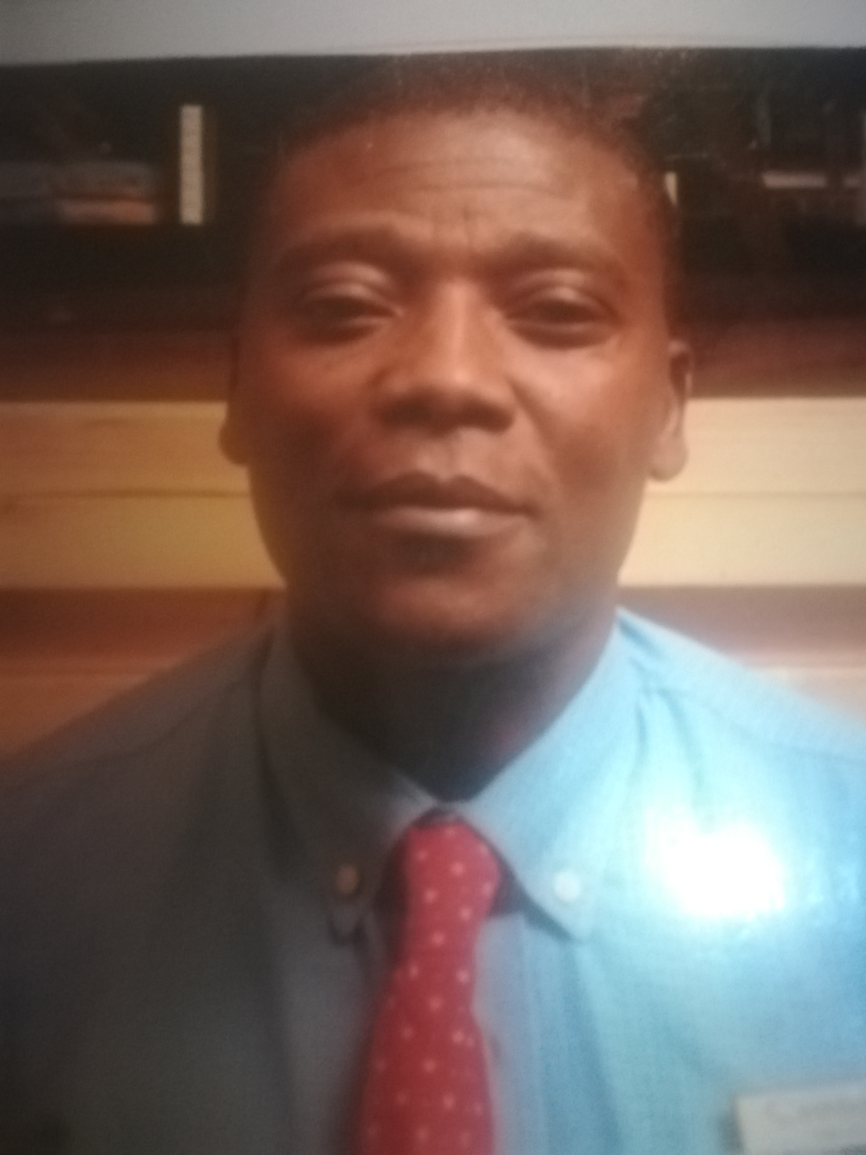 Timothy Ntsikelelo Mehlomakulu