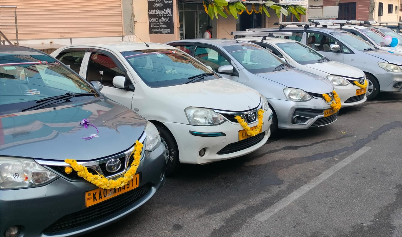 Mysore Taxi Services | Mysore City Cabs | 20% Off for Christmas