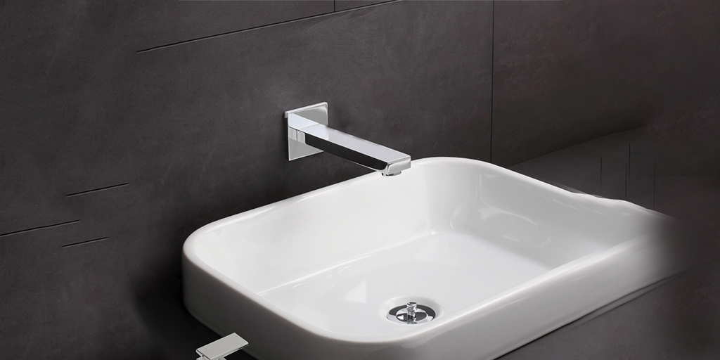 Smart and Stylish: Choosing the Right Faucets for Small Bathroom Sinks