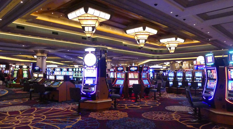 Royal X Casino Game Real Money - 60 Version