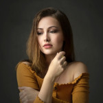 Eelena Flores