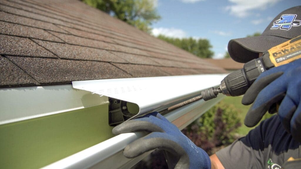Roof And Gutter Cleaning Miami