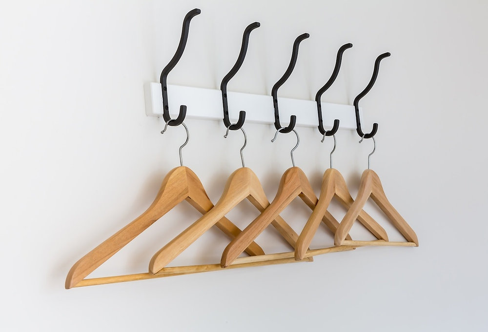 Maximize Your Closet Space with Smart Belt and Tie Organizers