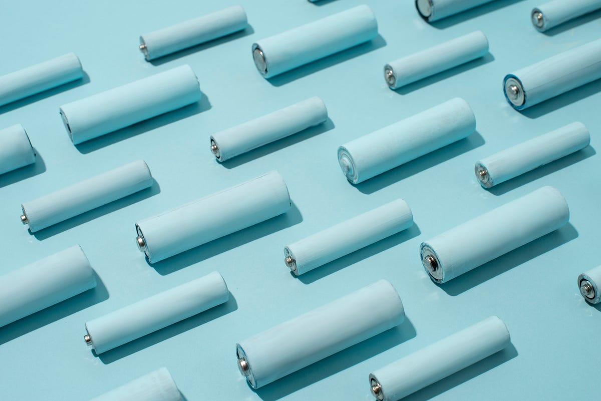 Starz Energies: Leading the Way as a Custom Battery Pack Manufacturer in the USA with Advanced BMS Design in the UK | by Starz Energies | Aug, 2025 | Medium