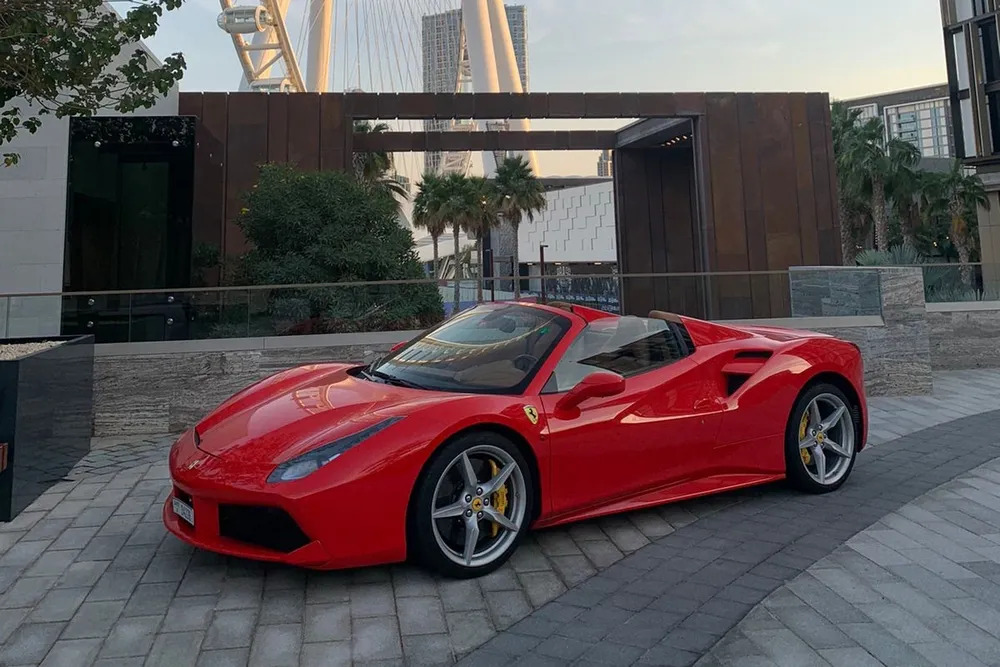 Ferrari Spider 488 in Dubai - Happy Drive