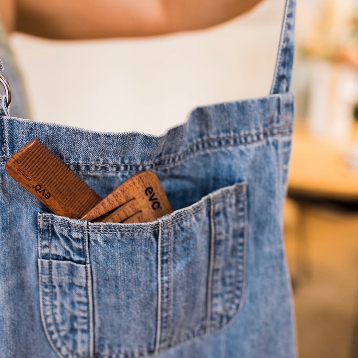 How to Choose the Perfect Hairdresser’s Uniform – Urban Vibe 25