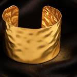 Hand bracelet for women