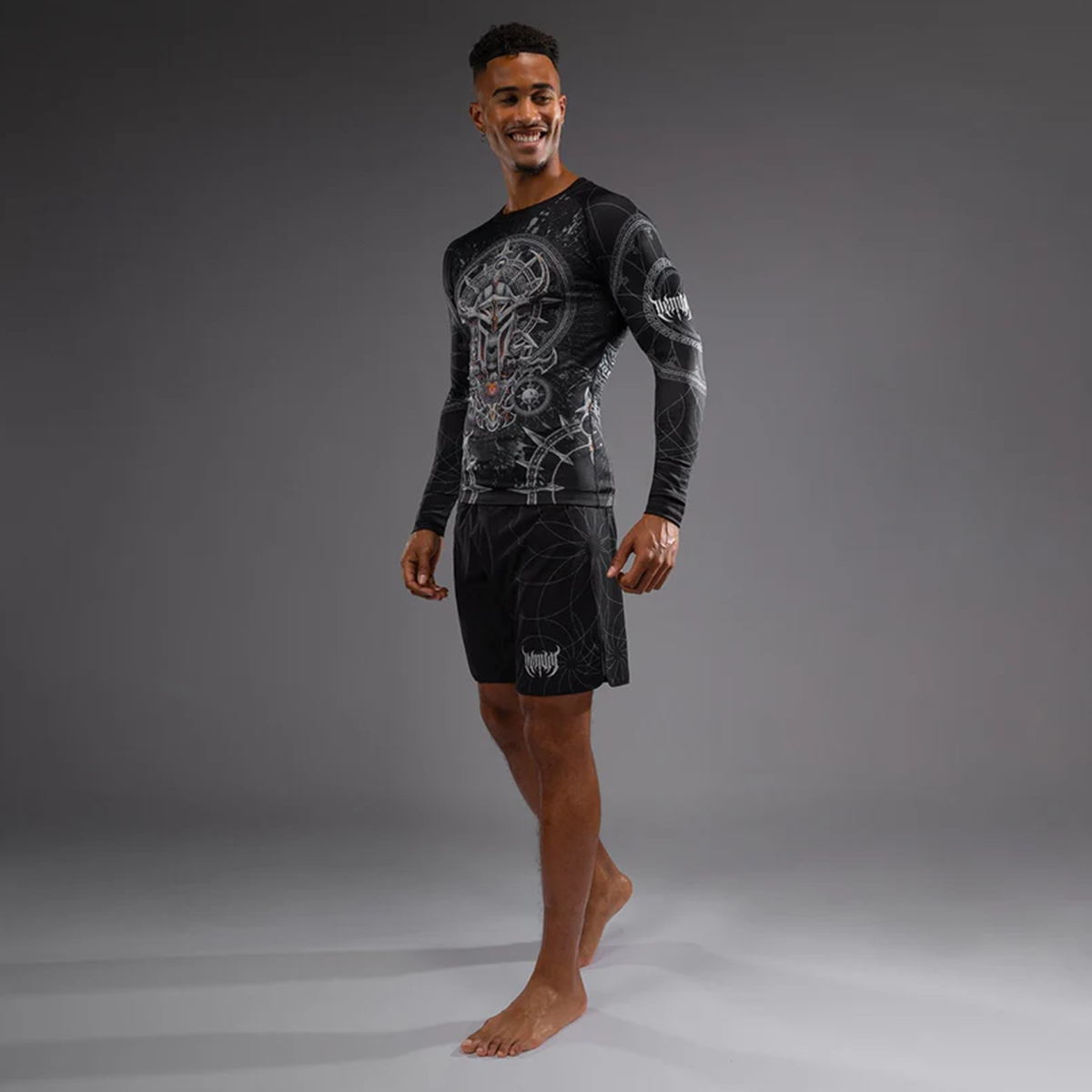 What to Wear for MMA: Essential Apparel for Training and Fight Day – Vibe Sphere